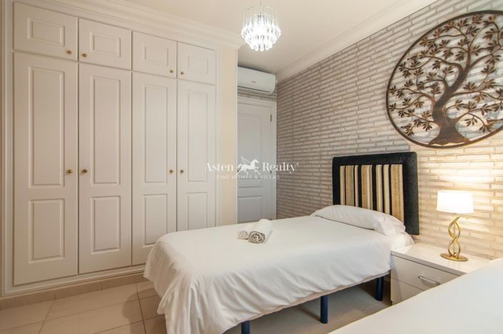 Image No.19-4 Bed Penthouse for sale