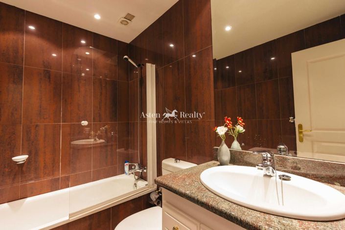 Image No.21-4 Bed Penthouse for sale