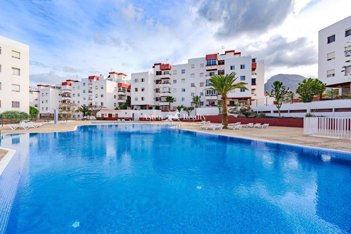 Image No.17-3 Bed Flat for sale