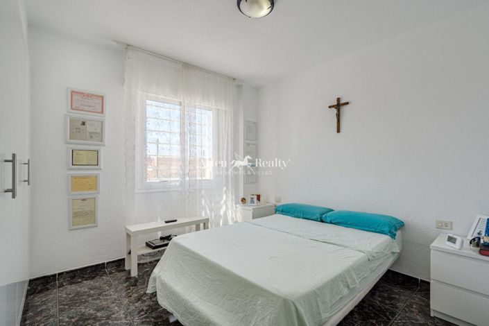 Image No.2-3 Bed Flat for sale