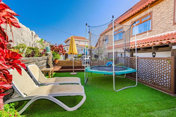 Image No.17-6 Bed Villa for sale