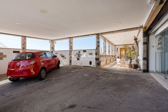 Image No.20-6 Bed Villa for sale