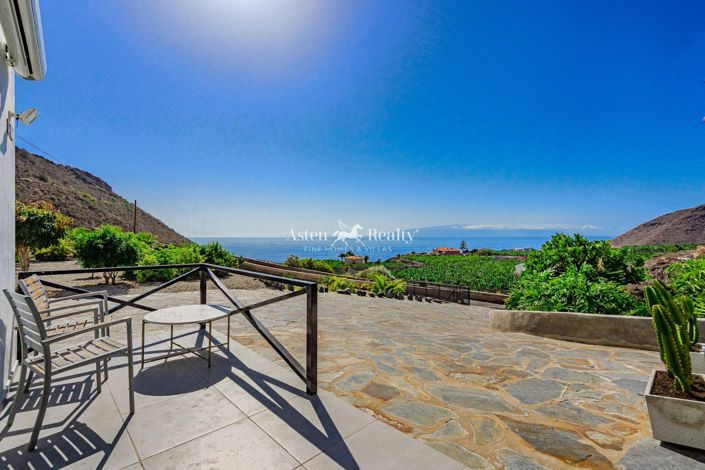 Image No.10-5 Bed Villa for sale