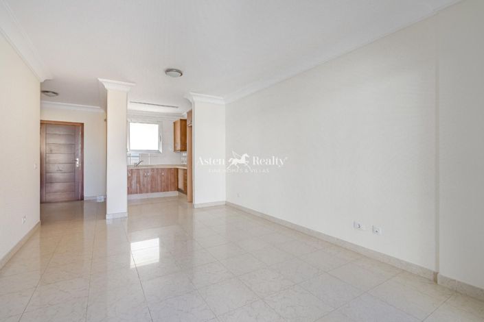 Image No.10-1 Bed Apartment for sale