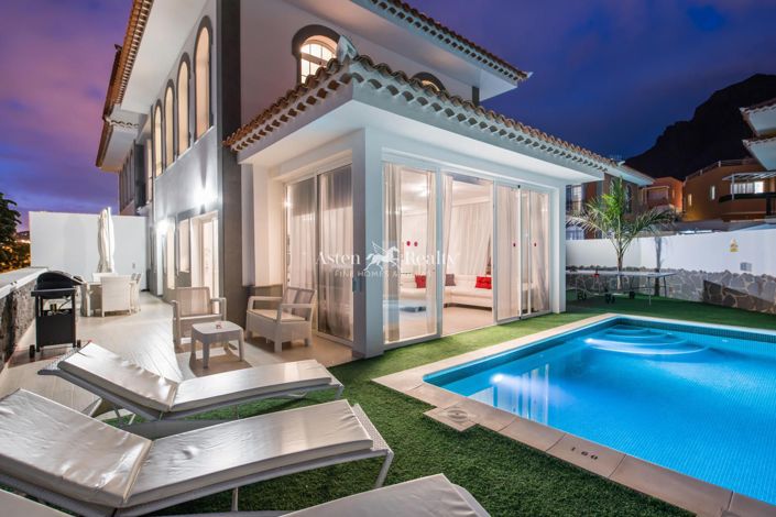 Image No.2-4 Bed House for sale