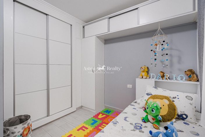 Image No.9-2 Bed Flat for sale