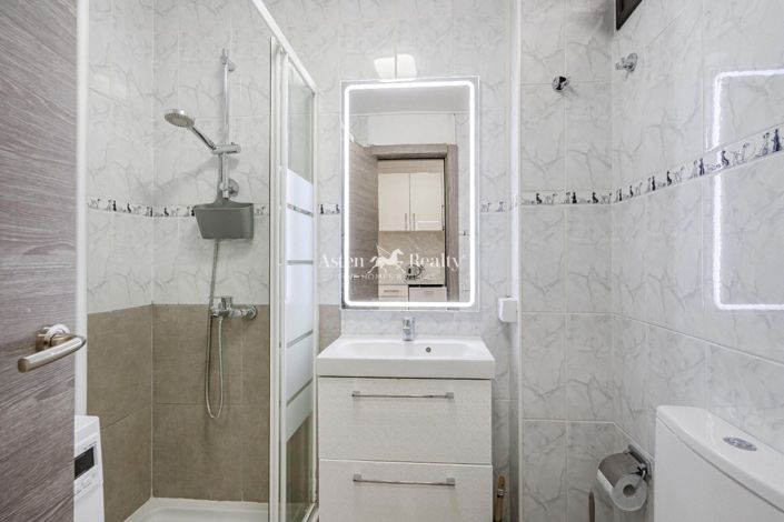 Image No.13-Studio for sale