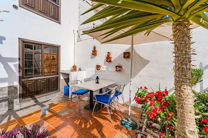 Image No.28-5 Bed House for sale