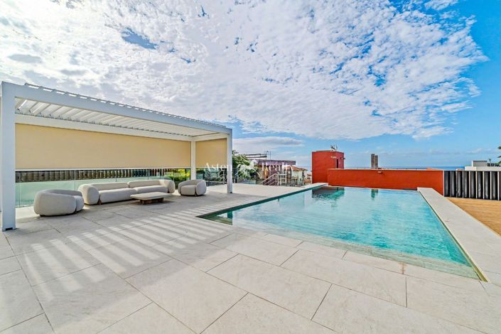 Image No.5-5 Bed Villa for sale