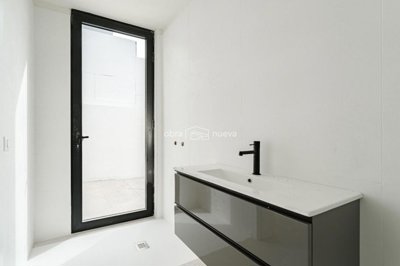 18277004