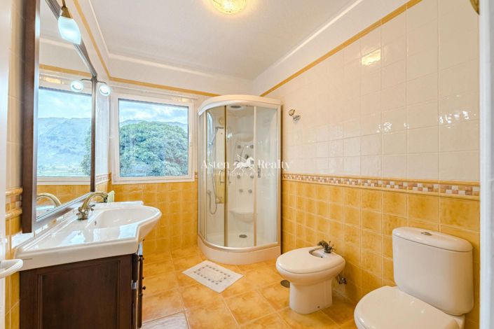 Image No.35-6 Bed Villa for sale