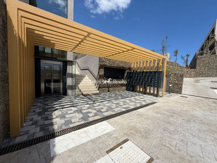 Image No.27-4 Bed House for sale