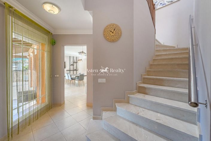 Image No.16-4 Bed Villa for sale