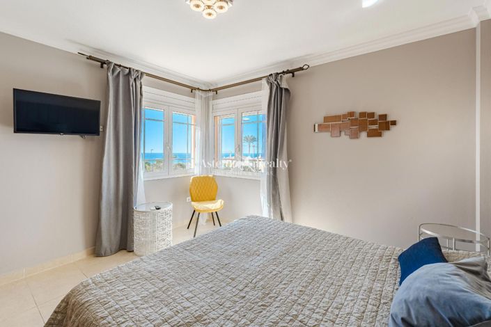 Image No.23-4 Bed Villa for sale