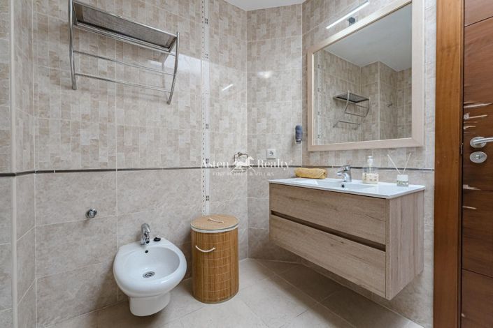 Image No.33-4 Bed Villa for sale