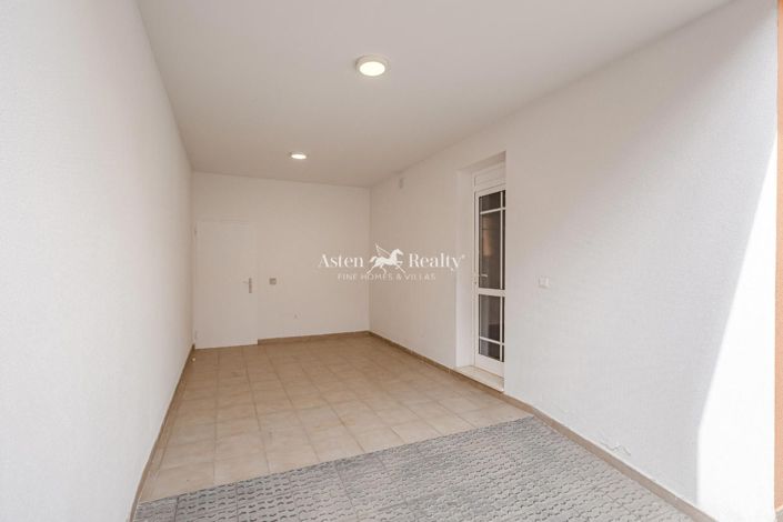 Image No.37-4 Bed Villa for sale