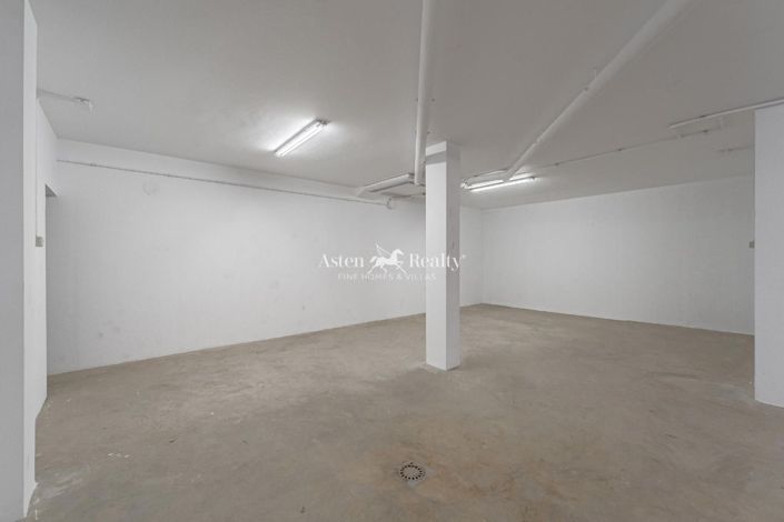 Image No.38-4 Bed Villa for sale