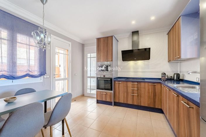 Image No.13-4 Bed Villa for sale