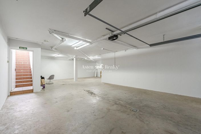 Image No.40-4 Bed Villa for sale