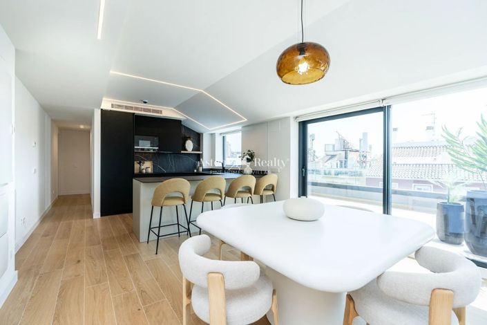 Image No.5-3 Bed Penthouse for sale