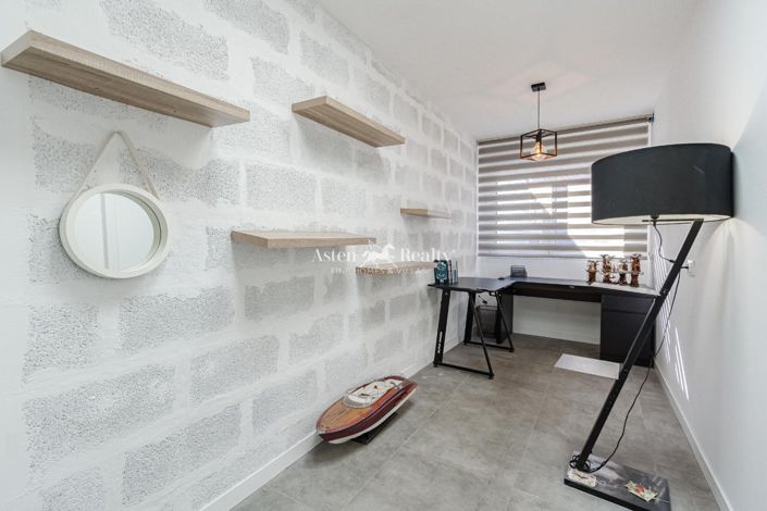 Image No.13-3 Bed Villa for sale