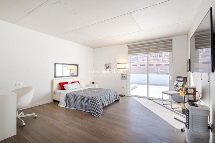 Image No.22-3 Bed Villa for sale