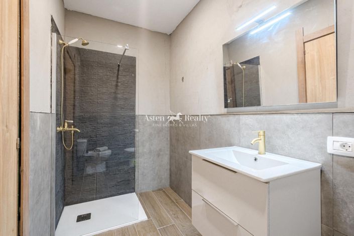 Image No.25-3 Bed Villa for sale