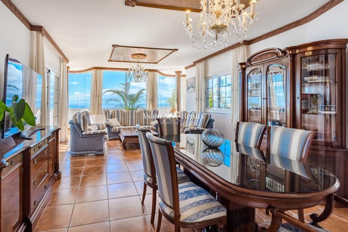 Image No.17-6 Bed Villa for sale