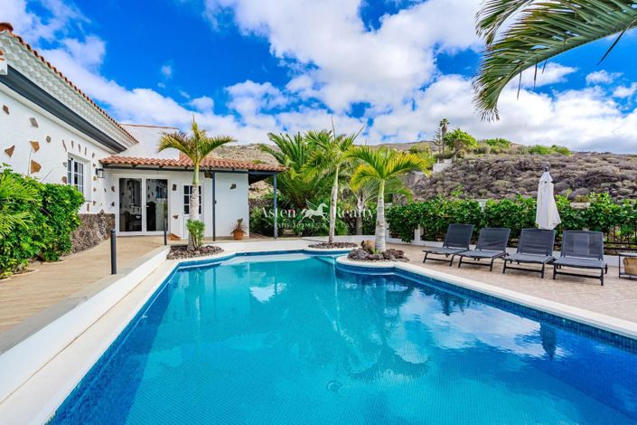 Image No.7-6 Bed Villa for sale