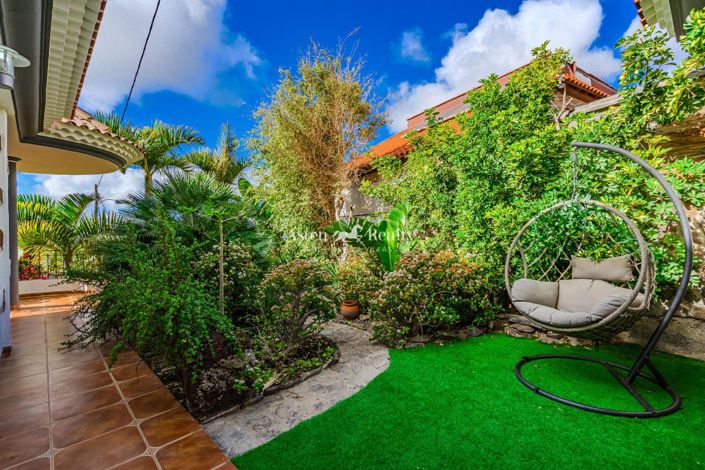 Image No.8-6 Bed Villa for sale