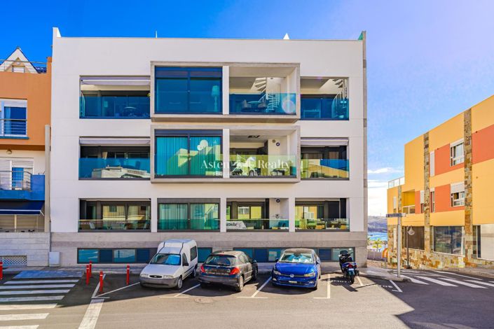 Image No.2-Penthouse de 2 chambres à vendre à Playa San Juan