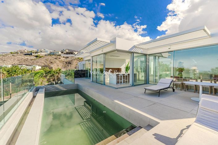 Image No.11-6 Bed Villa for sale