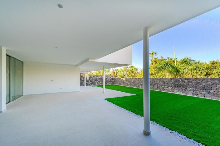 Image No.25-6 Bed Villa for sale