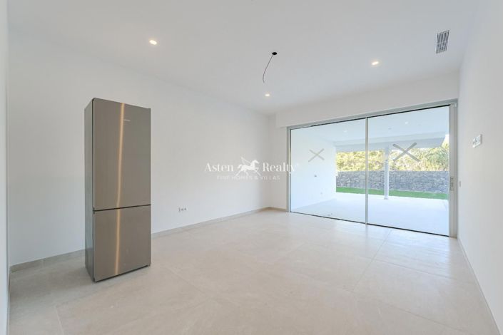 Image No.32-6 Bed Villa for sale