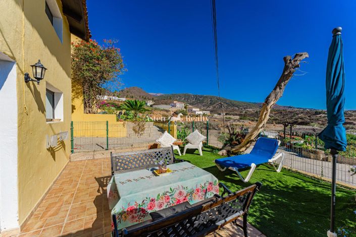 Image No.138-13 Bed Property for sale