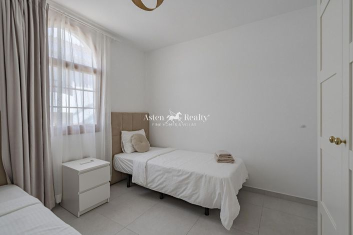 Image No.12-2 Bed Apartment for sale