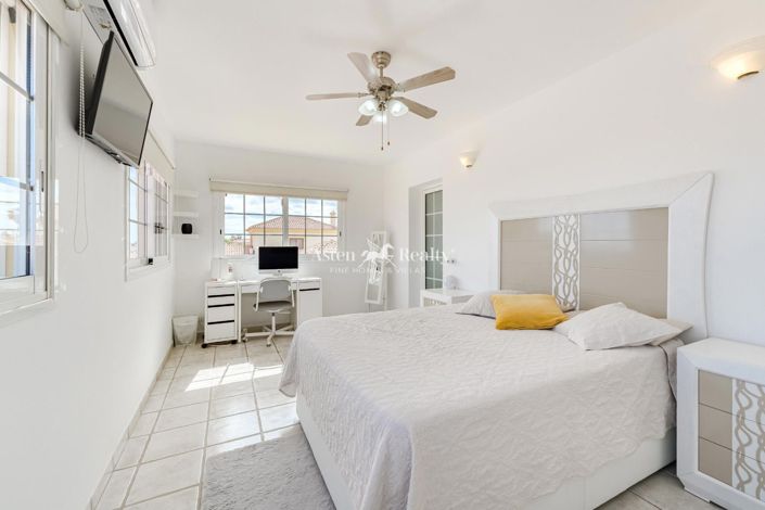 Image No.11-Villa de 4 chambres à vendre à Golf Del Sur