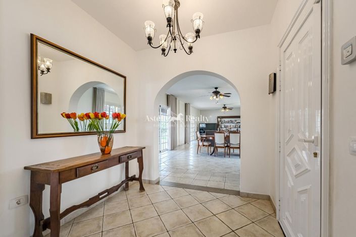 Image No.27-4 Bed Villa for sale