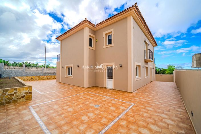 Image No.5-Villa de 5 chambres à vendre à Garachico