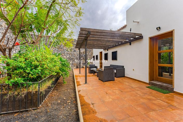 Image No.2-Maison de 4 chambres à vendre à Tejina De Isora