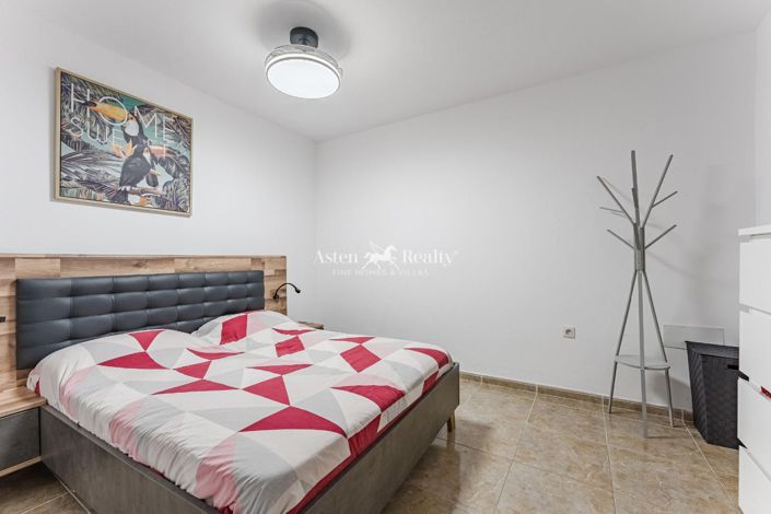 Image No.13-3 Bed Apartment for sale