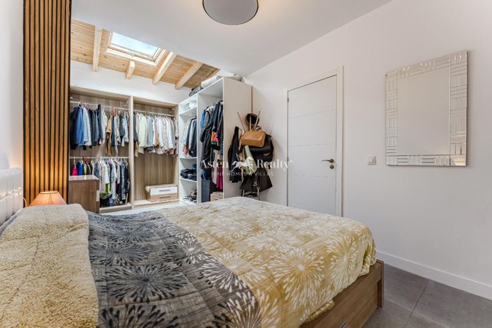 Image No.16-3 Bed Apartment for sale