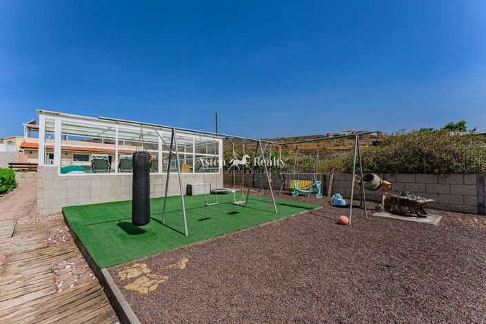 Image No.28-6 Bed Villa for sale