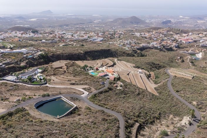 Image No.37-6 Bed Villa for sale