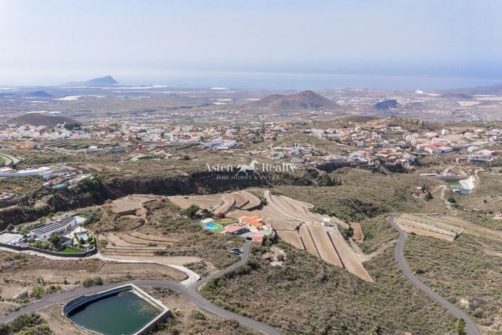 Image No.38-6 Bed Villa for sale