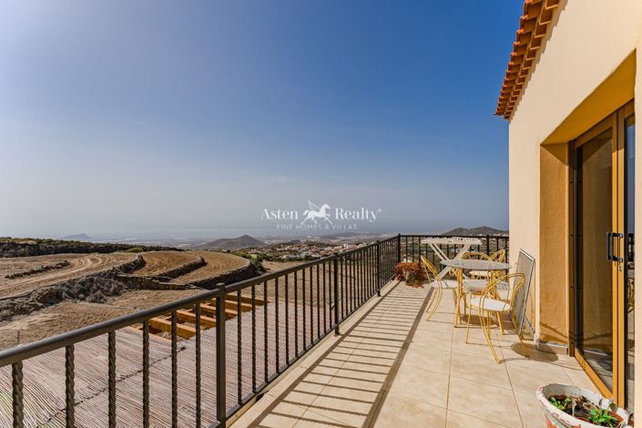 Image No.6-6 Bed Villa for sale