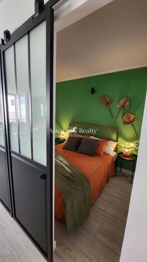 Image No.10-1 Bed Flat for sale