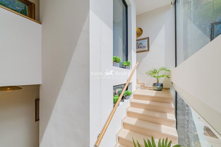 Image No.17-3 Bed Villa for sale