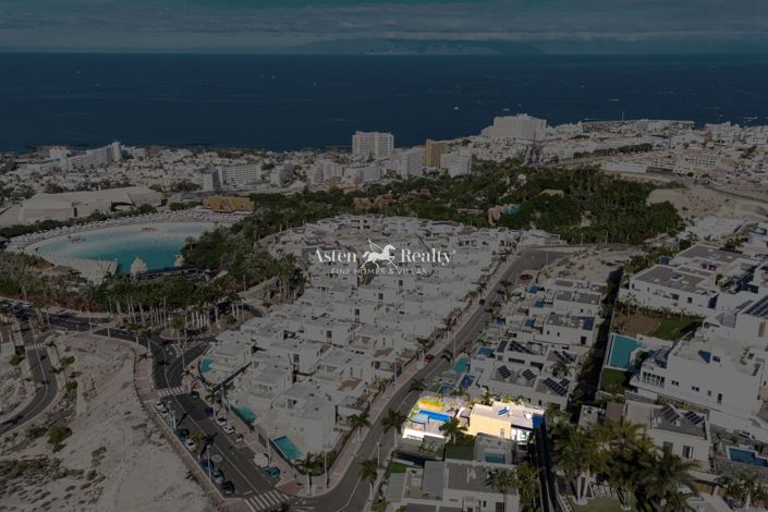 Image No.37-3 Bed Villa for sale