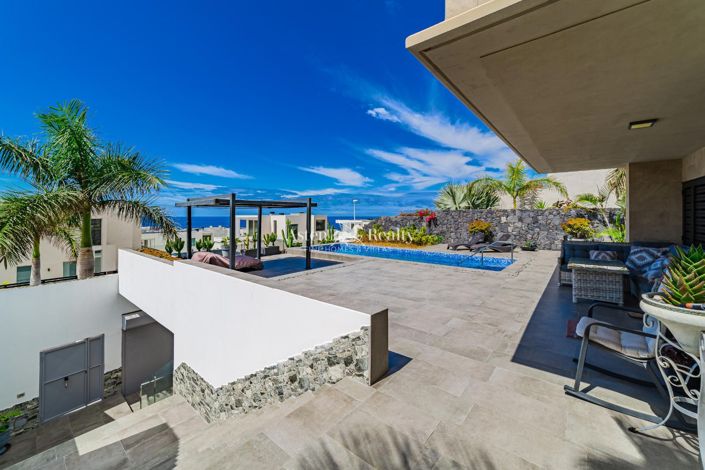 Image No.4-3 Bed Villa for sale